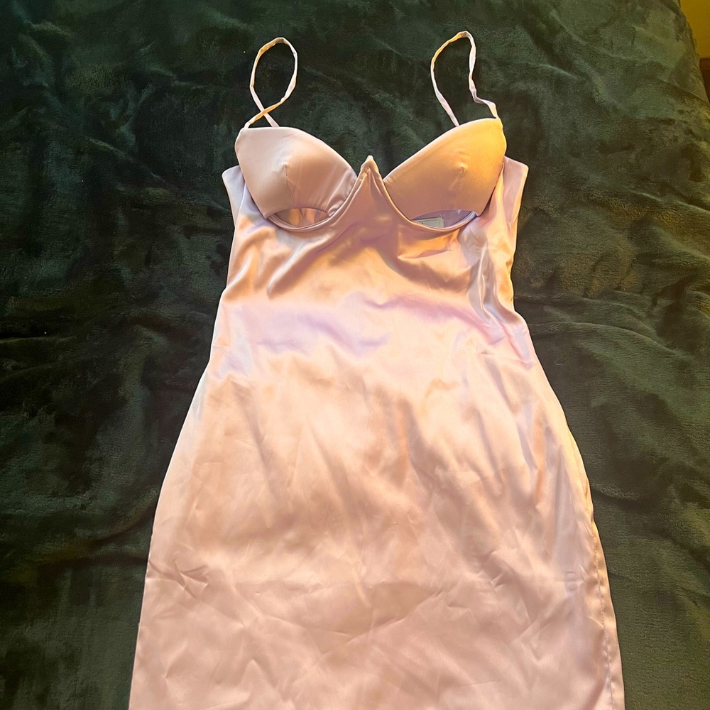 Oh Polly Super sexy and sleek beautiful Lavander color mini dress worn once S